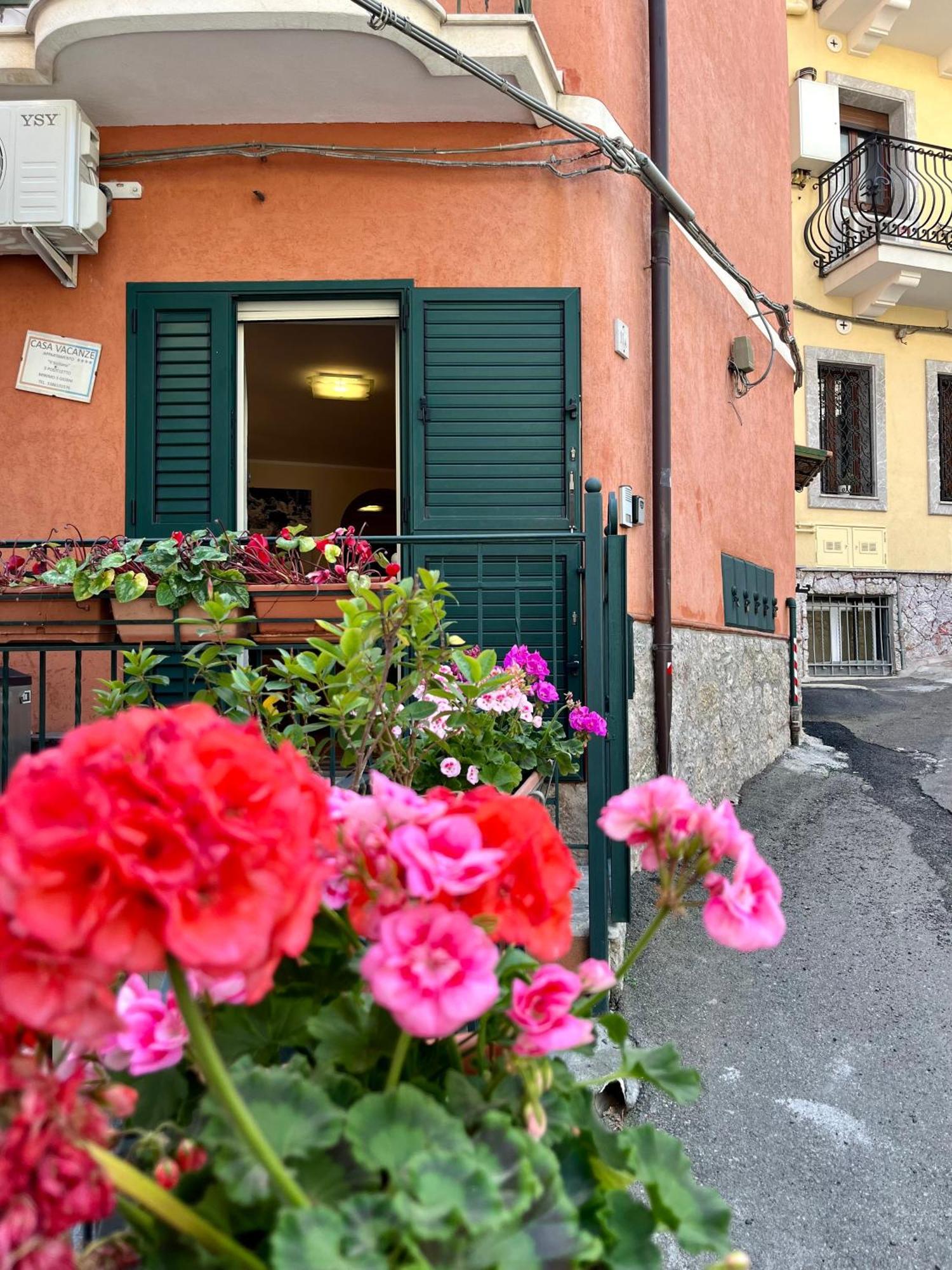 Il Siciliano Apartment Taormina Exteriör bild