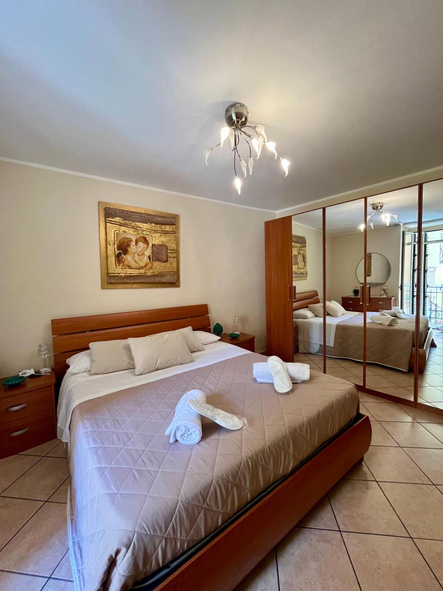 Il Siciliano Apartment Taormina Exteriör bild